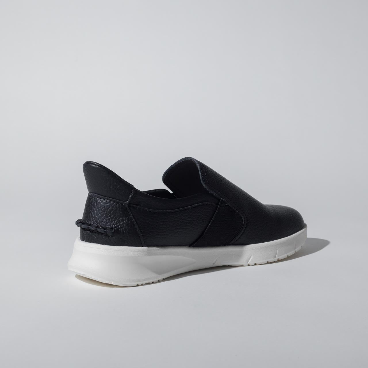 スリップインスニーカー oak BLACK