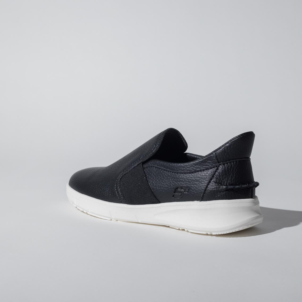 スリップインスニーカー oak BLACK