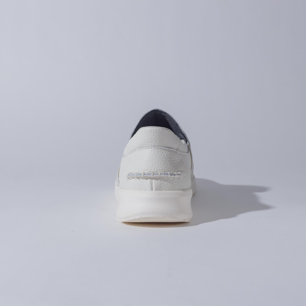 スリップインスニーカー oak White