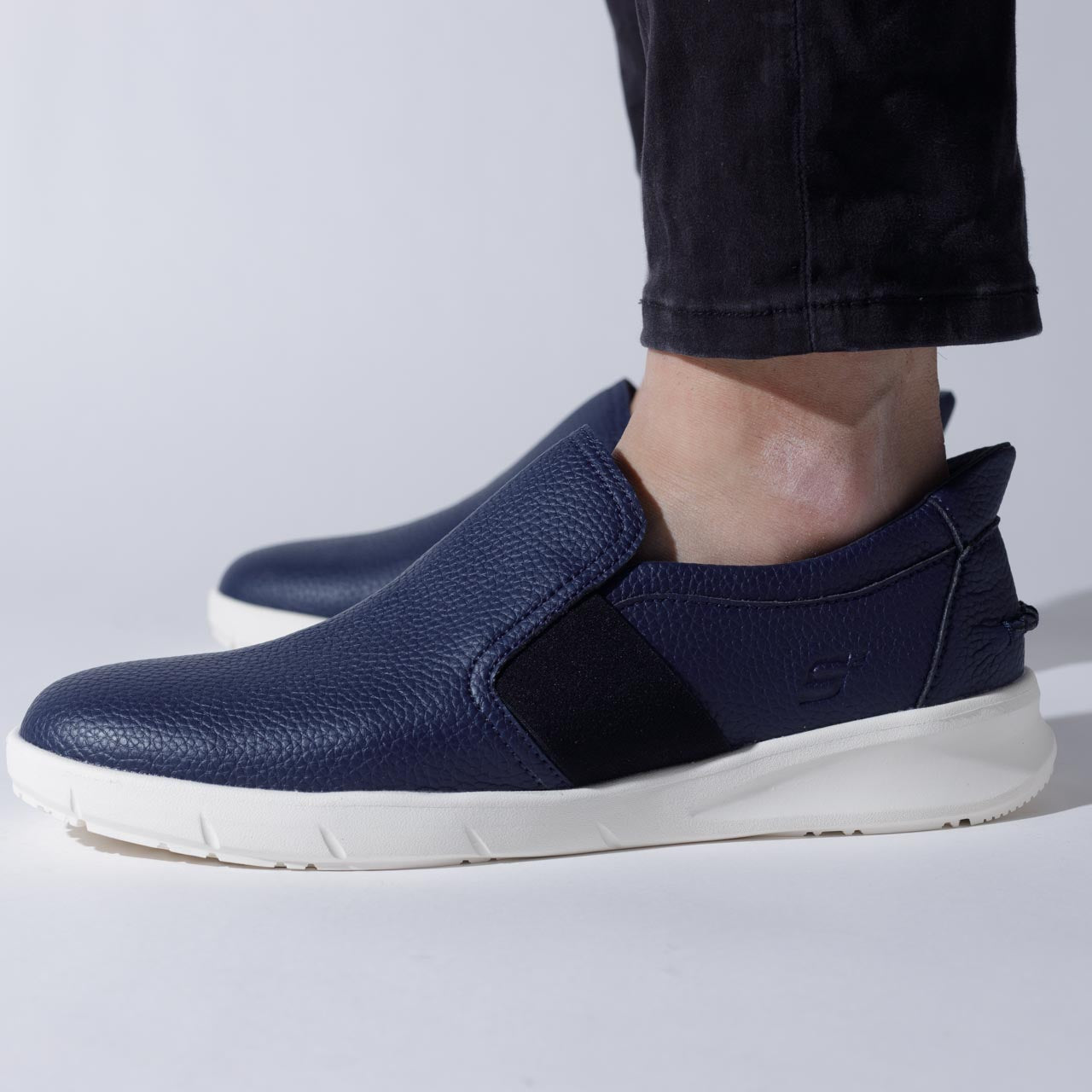 スリップインスニーカー oak NAVY